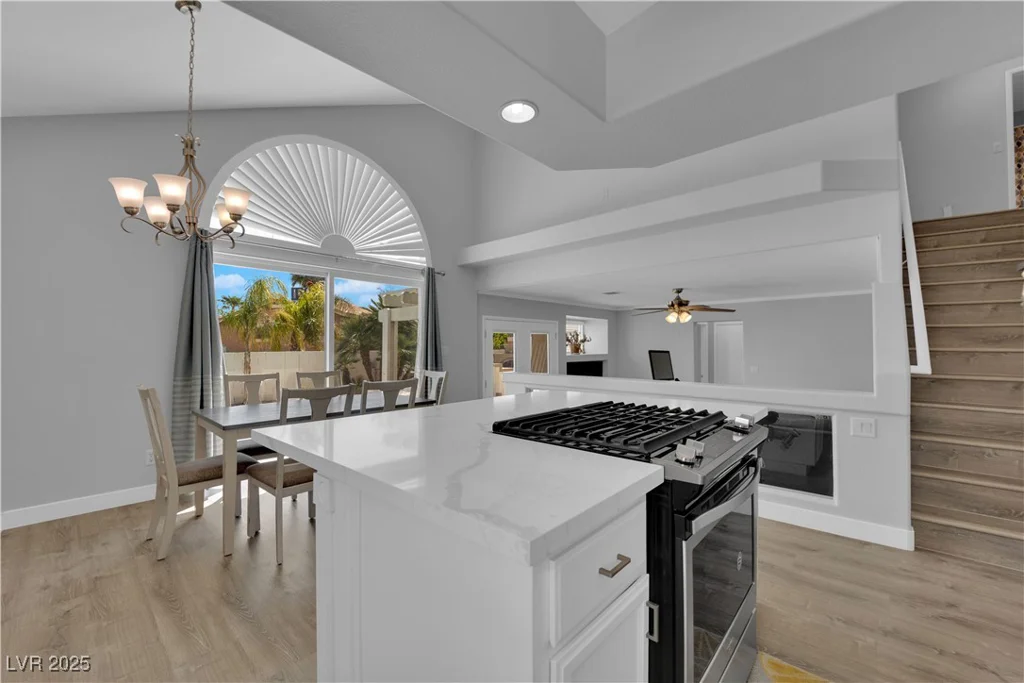 3592 Campbell, Las Vegas, NV 89129