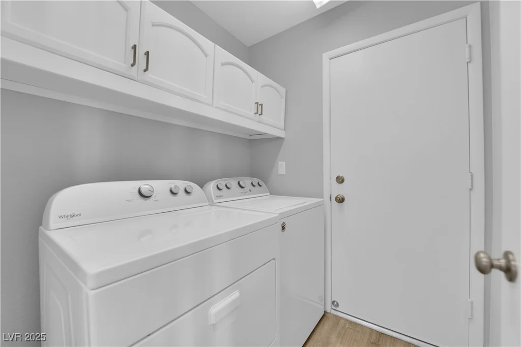 3592 Campbell, Las Vegas, NV 89129