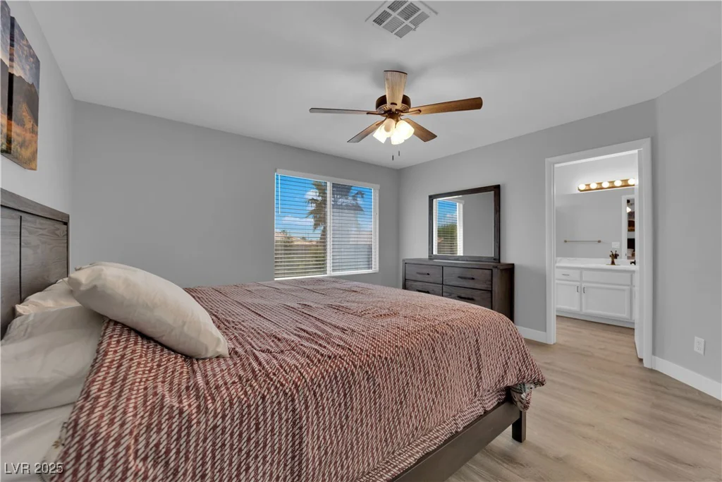3592 Campbell, Las Vegas, NV 89129