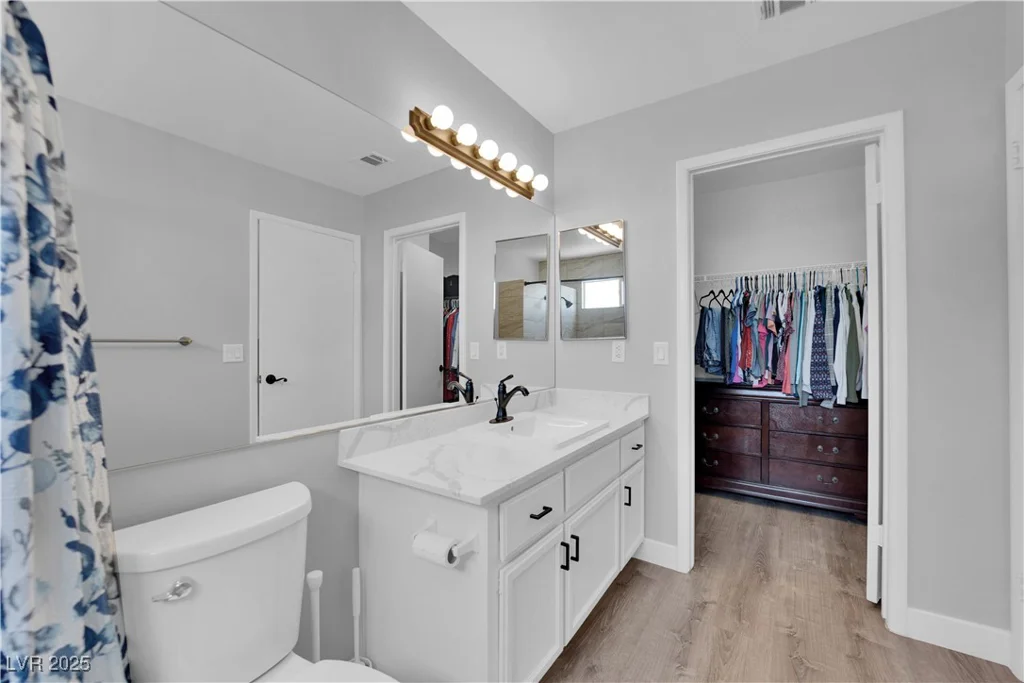 3592 Campbell, Las Vegas, NV 89129