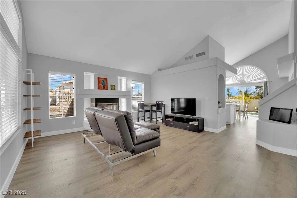 3592 Campbell, Las Vegas, NV 89129