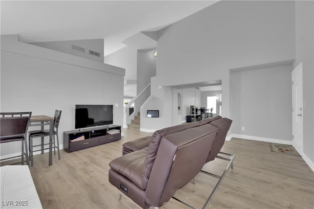 3592 Campbell, Las Vegas, NV 89129