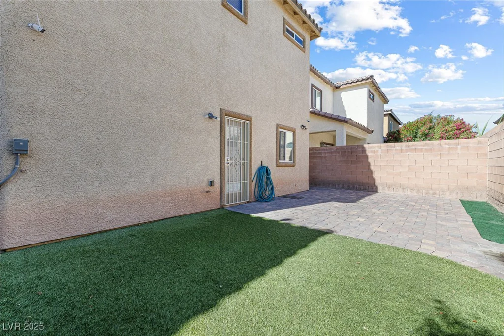 3532 Carisbrook, North Las Vegas, NV 89081