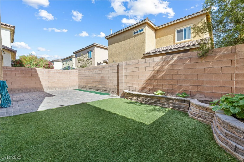 3532 Carisbrook, North Las Vegas, NV 89081