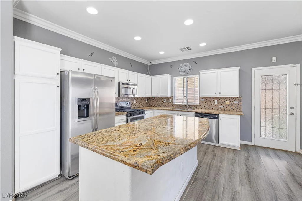 3532 Carisbrook, North Las Vegas, NV 89081