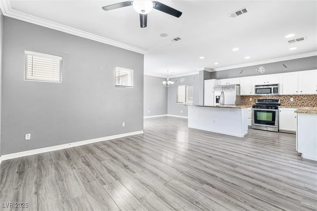 3532 Carisbrook, North Las Vegas, NV 89081