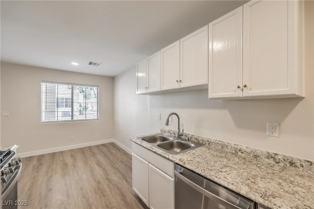 5330 Charleston, Las Vegas, NV 89142