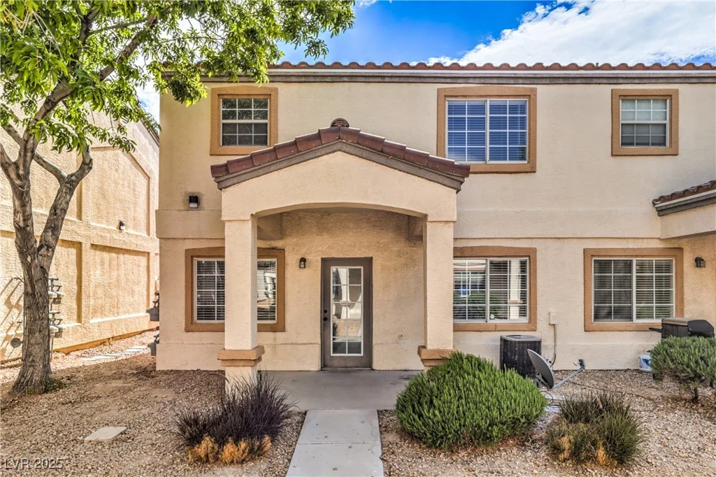 5330 Charleston, Las Vegas, NV 89142