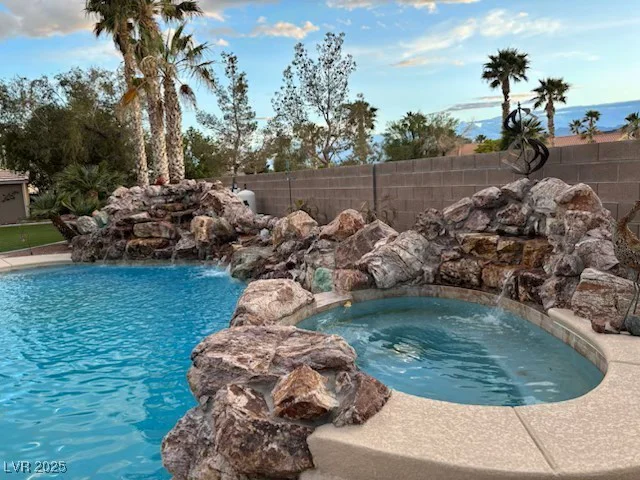 8325 Villa De Medici, Las Vegas, NV 89131