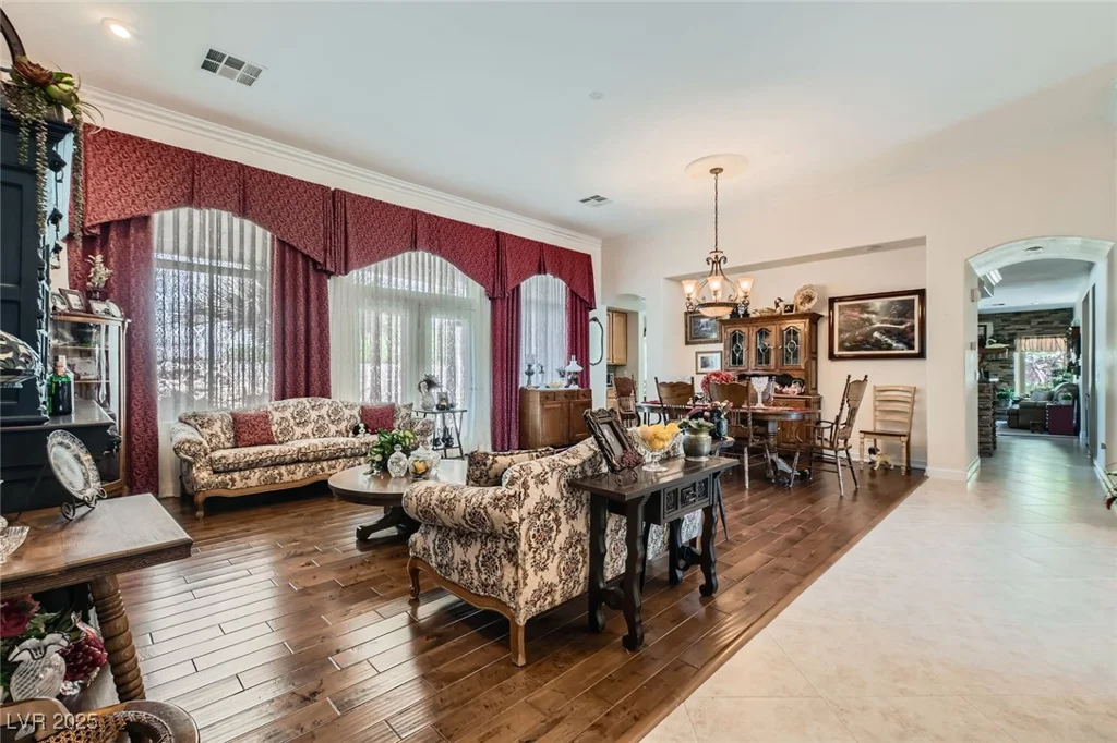 8325 Villa De Medici, Las Vegas, NV 89131