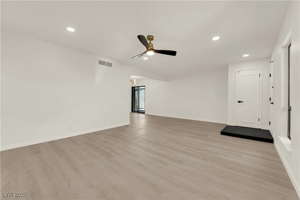 3667 McKinley, Las Vegas, NV 89121