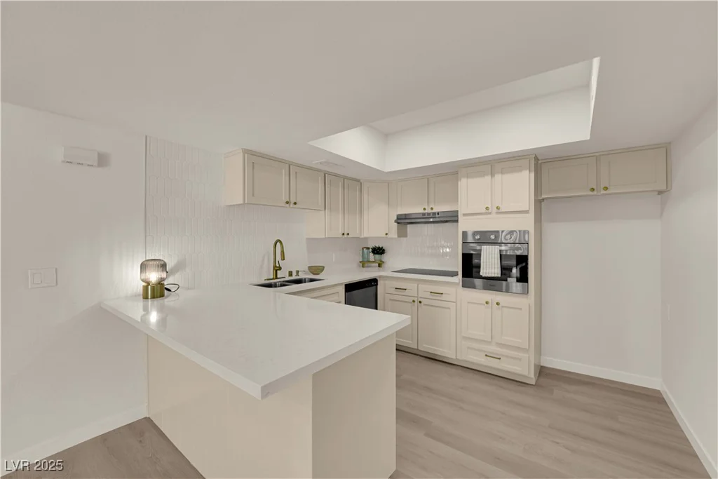 3667 McKinley, Las Vegas, NV 89121
