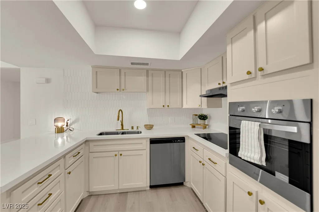 3667 McKinley, Las Vegas, NV 89121