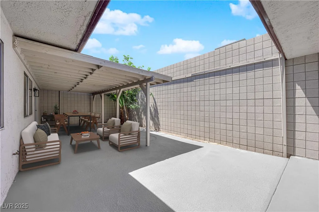 3667 McKinley, Las Vegas, NV 89121