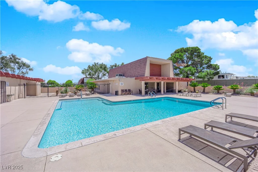 3667 McKinley, Las Vegas, NV 89121