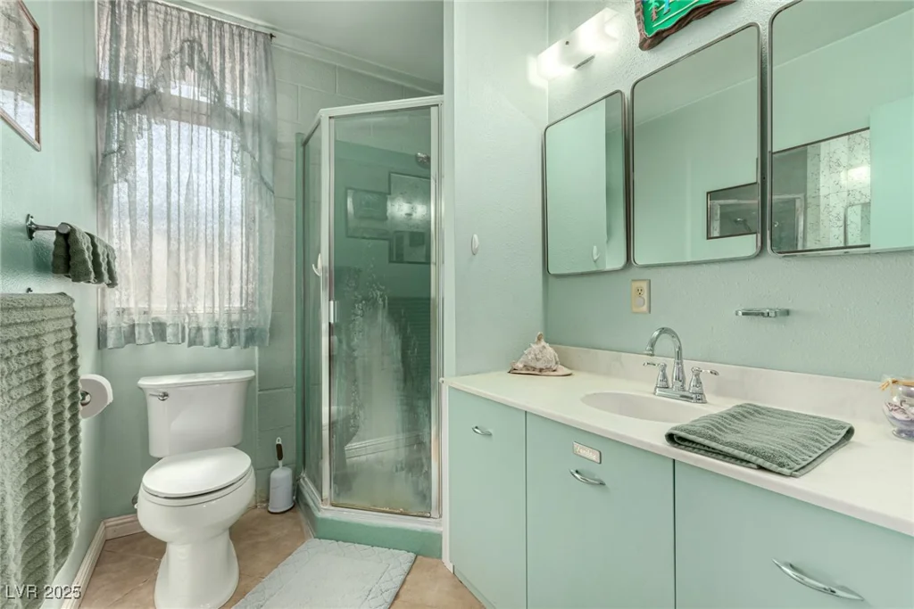2600 Owens, North Las Vegas, NV 89030