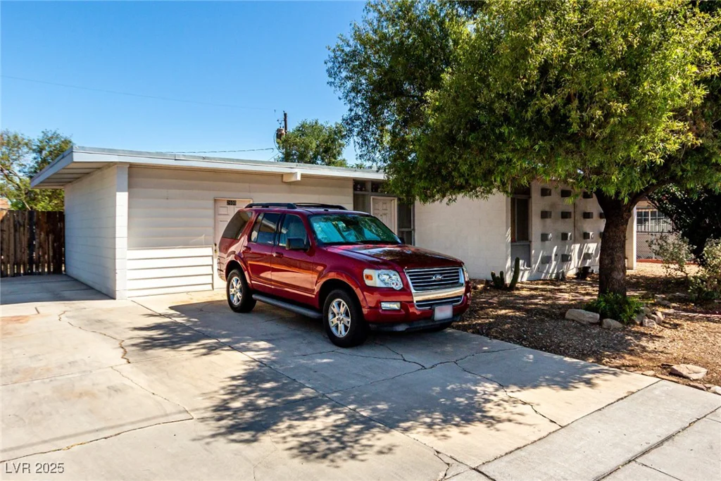2600 Owens, North Las Vegas, NV 89030