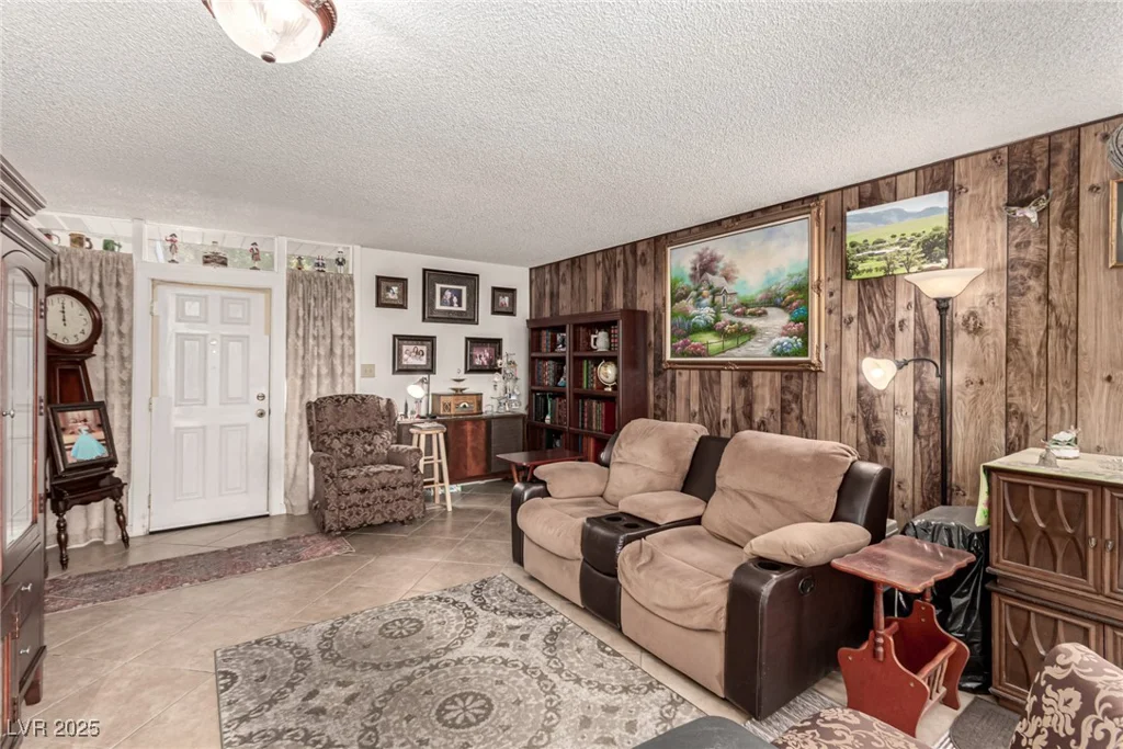 2600 Owens, North Las Vegas, NV 89030