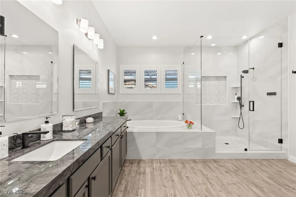 7165 Grand Canyon, Las Vegas, NV 89149