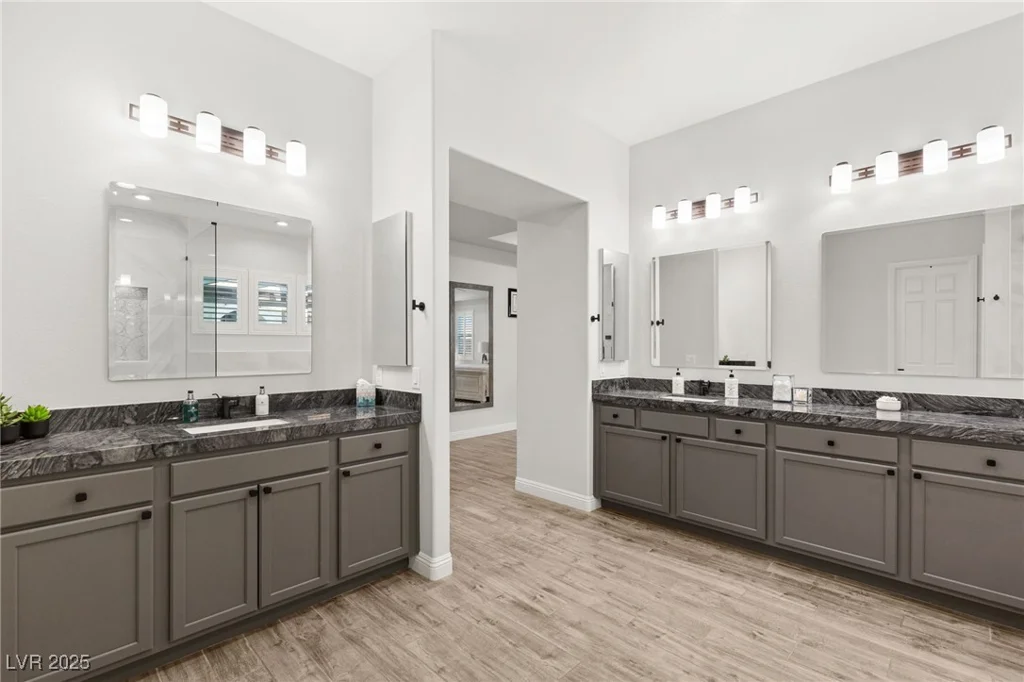 7165 Grand Canyon, Las Vegas, NV 89149