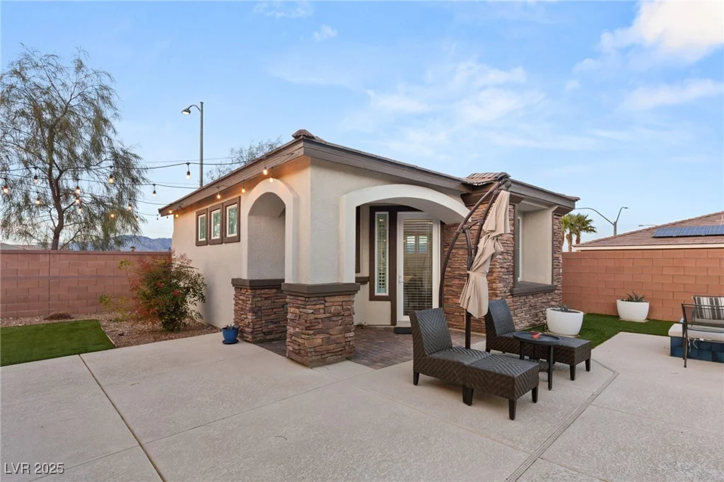 7165 Grand Canyon, Las Vegas, NV 89149