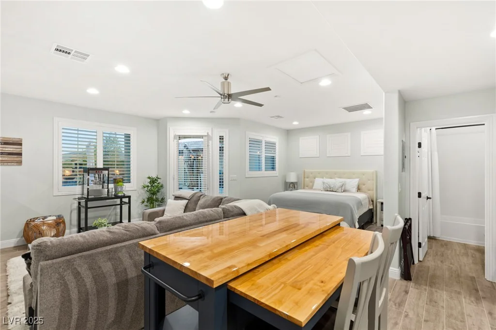 7165 Grand Canyon, Las Vegas, NV 89149