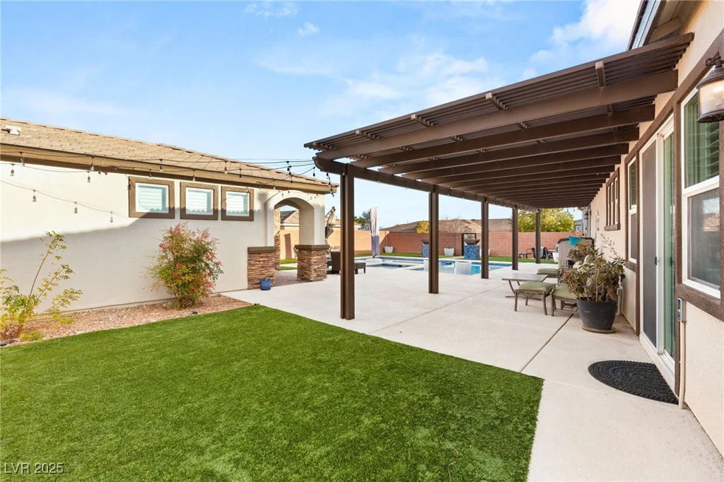7165 Grand Canyon, Las Vegas, NV 89149