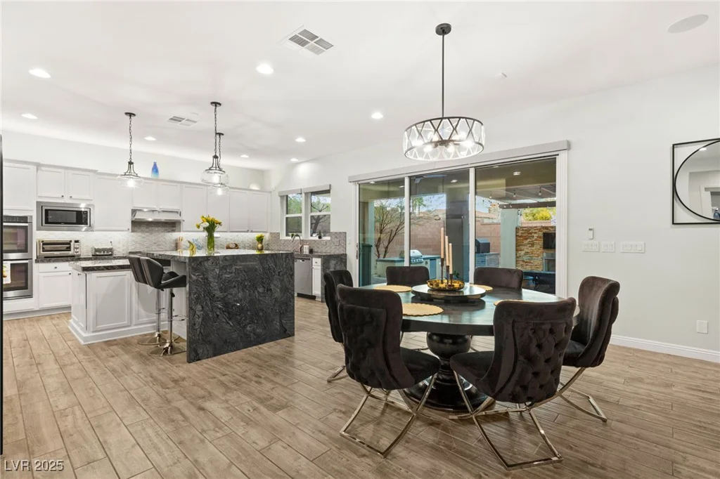 7165 Grand Canyon, Las Vegas, NV 89149