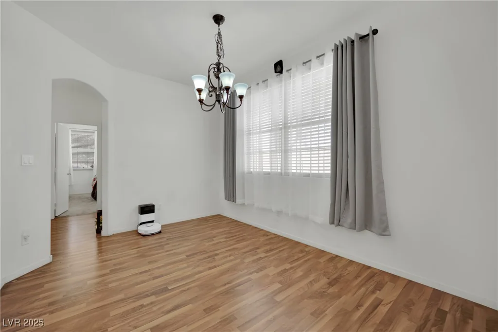 6705 Frances Celia, Las Vegas, NV 89122