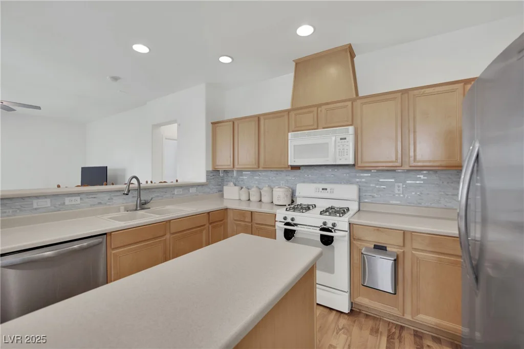 6705 Frances Celia, Las Vegas, NV 89122