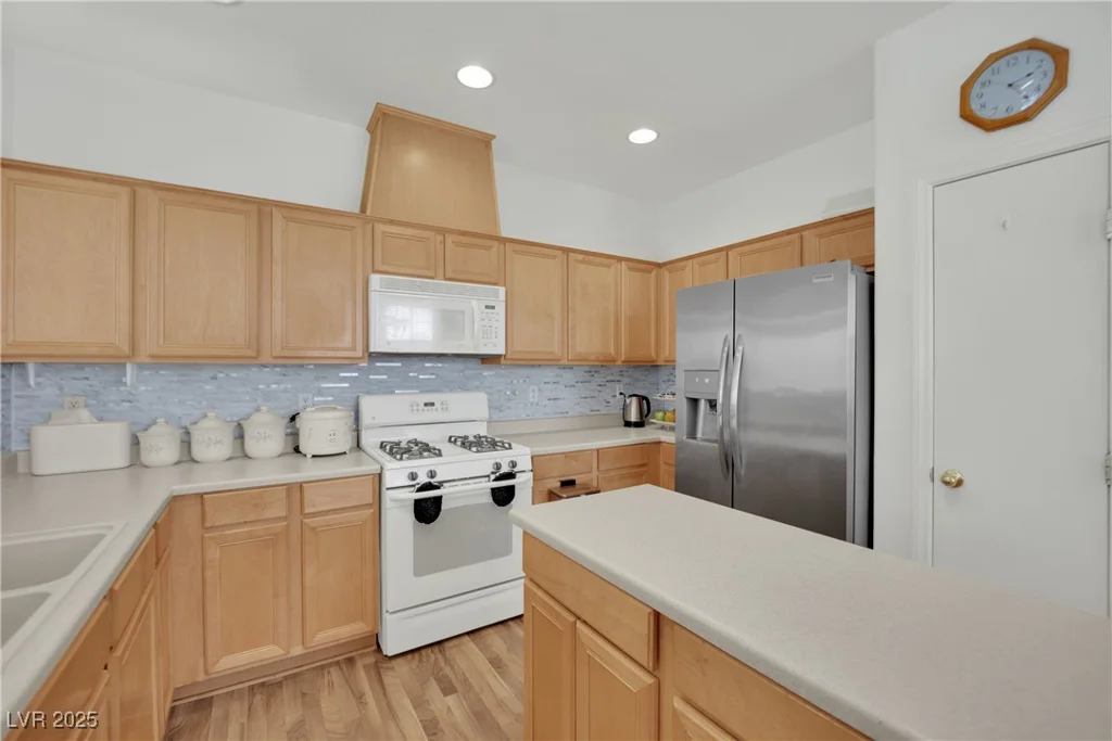 6705 Frances Celia, Las Vegas, NV 89122
