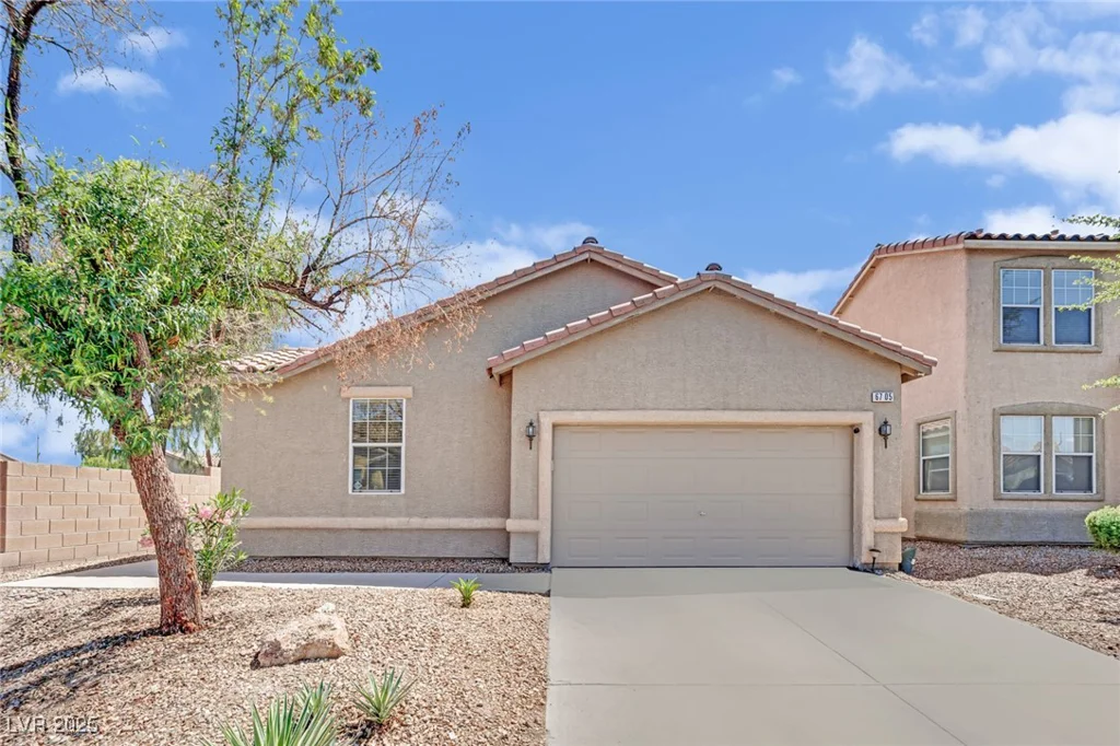 6705 Frances Celia, Las Vegas, NV 89122