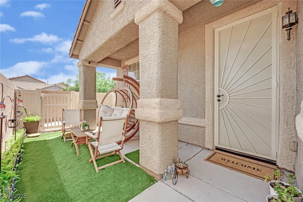 6705 Frances Celia, Las Vegas, NV 89122