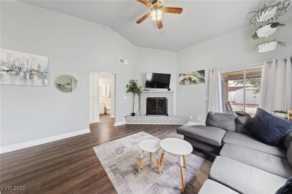 504 Crony, Henderson, NV 89011