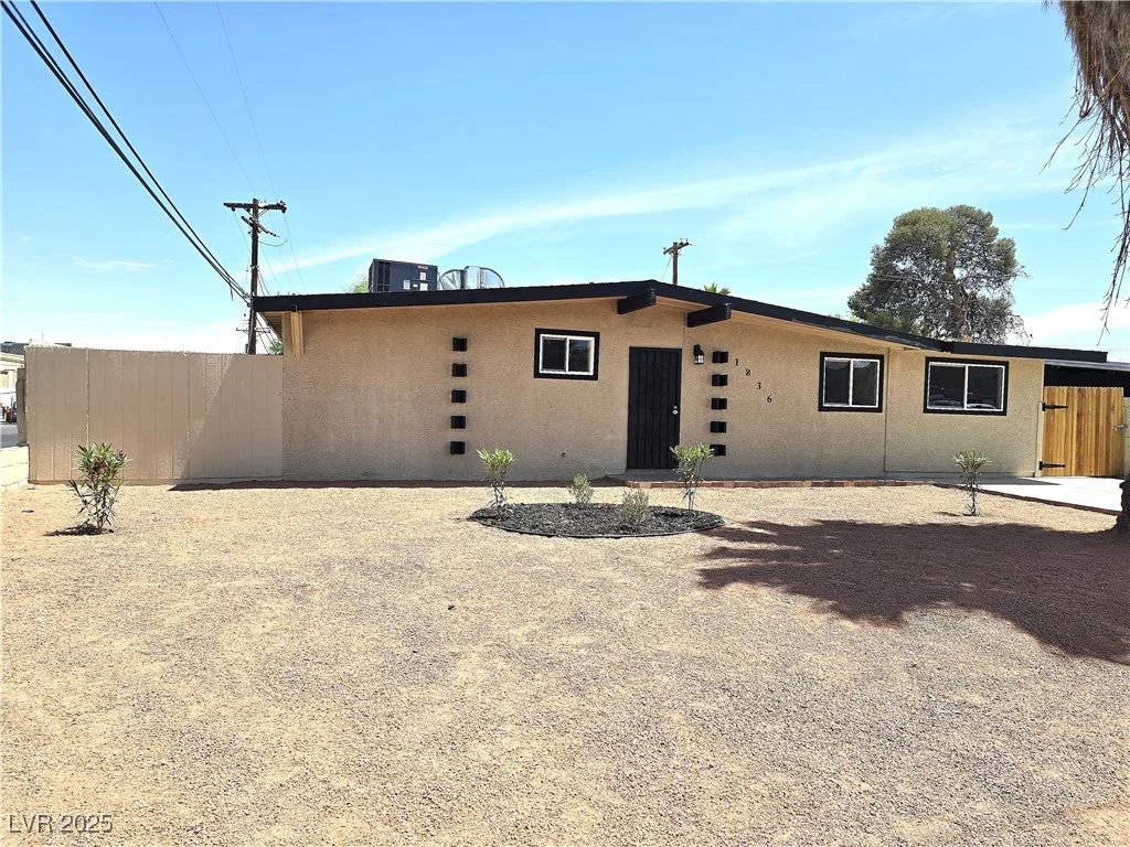 1836 McDaniel, North Las Vegas, NV 89030