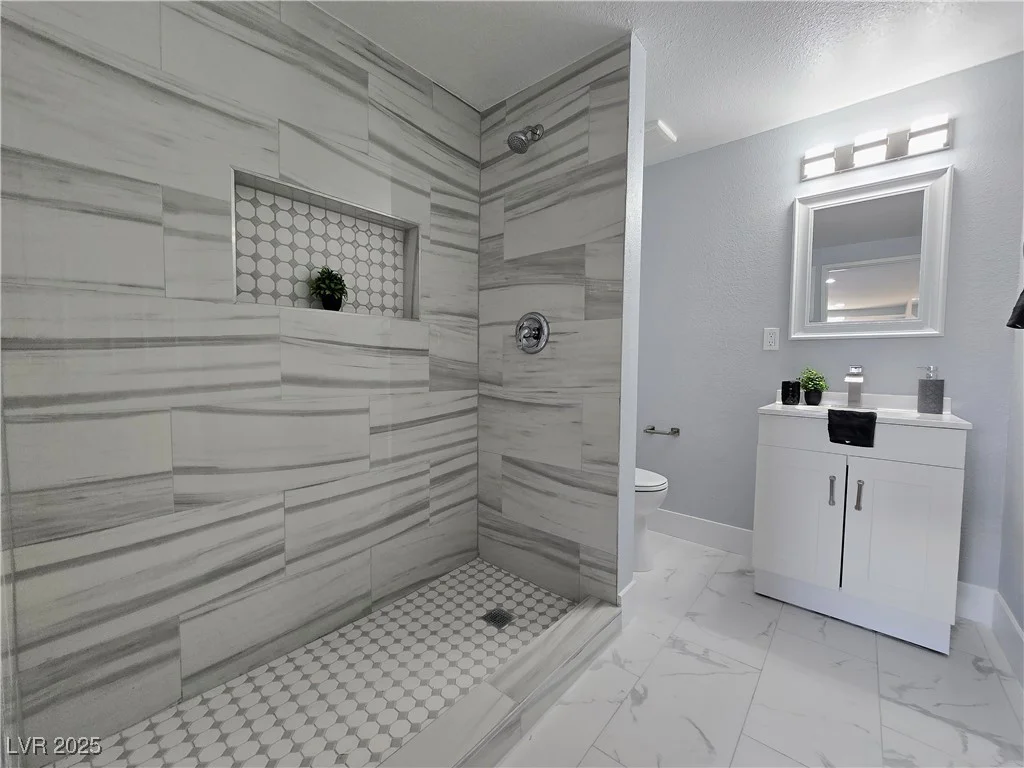 1836 McDaniel, North Las Vegas, NV 89030