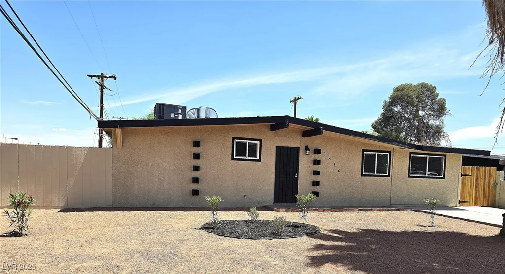 1836 McDaniel, North Las Vegas, NV 89030