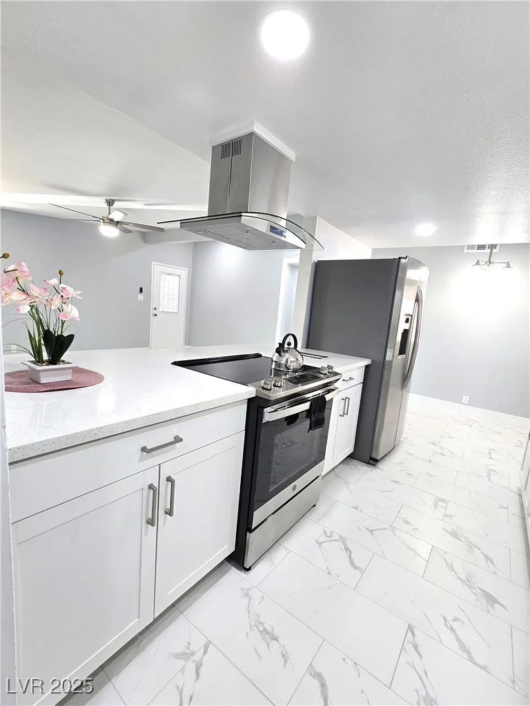 1836 McDaniel, North Las Vegas, NV 89030