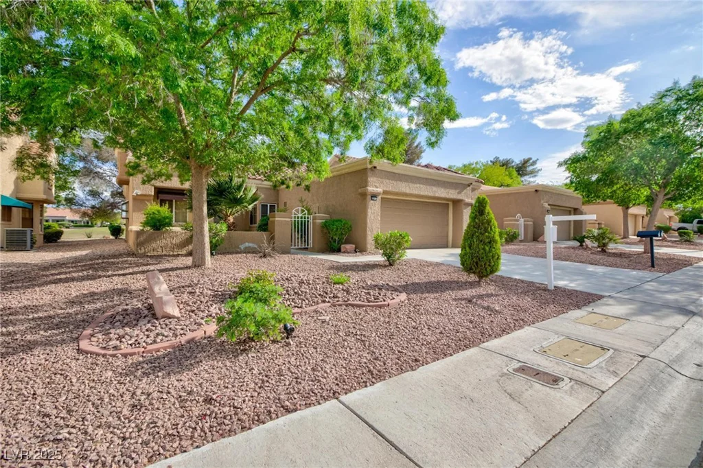 8901 Litchfield, Las Vegas, NV 89134
