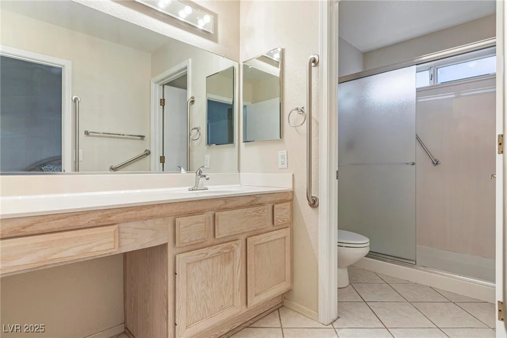8901 Litchfield, Las Vegas, NV 89134