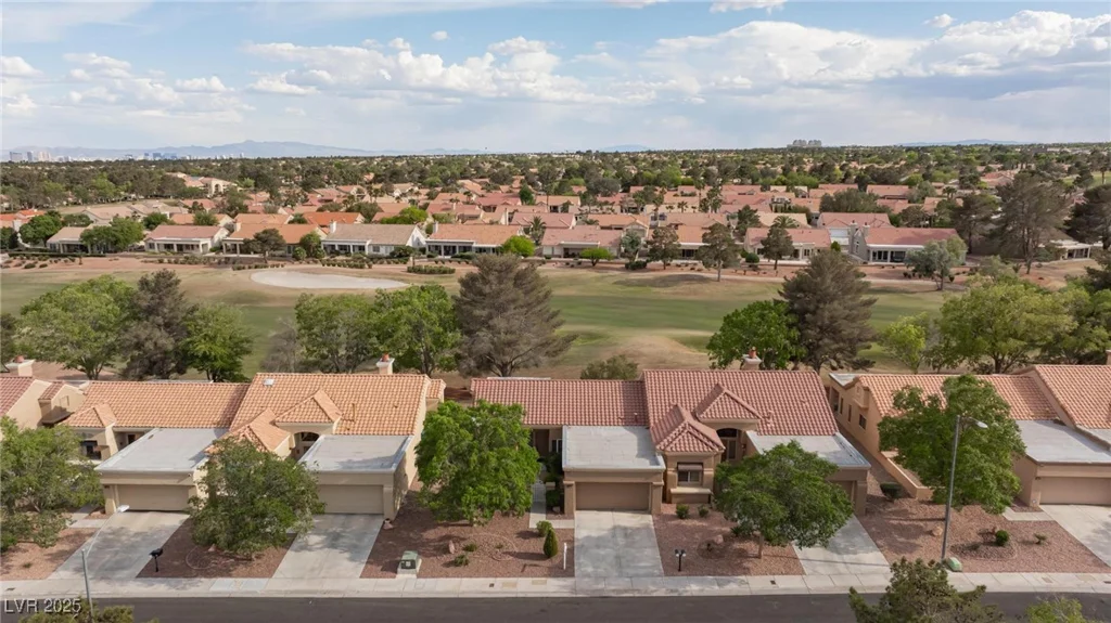 8901 Litchfield, Las Vegas, NV 89134
