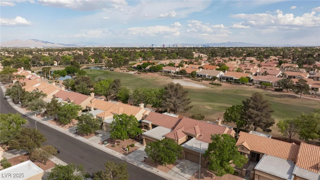 8901 Litchfield, Las Vegas, NV 89134