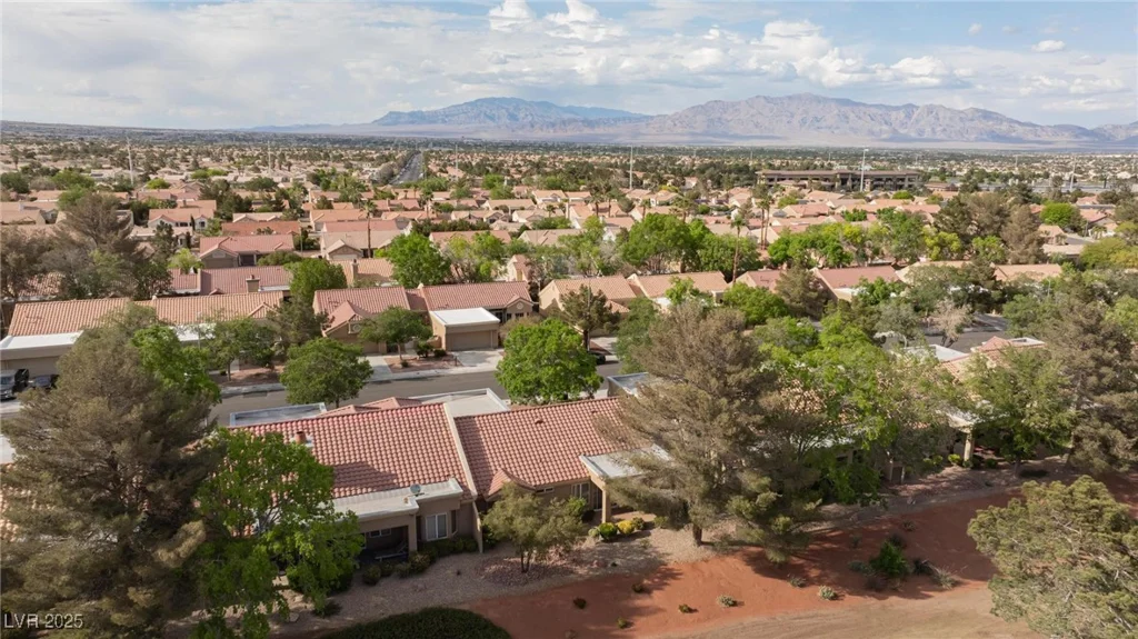 8901 Litchfield, Las Vegas, NV 89134