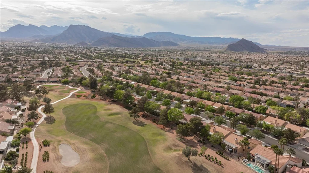 8901 Litchfield, Las Vegas, NV 89134