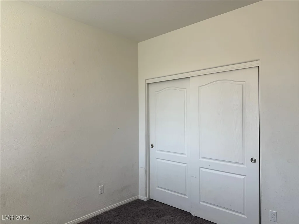 7246 Spring Flower, Las Vegas, NV 89117