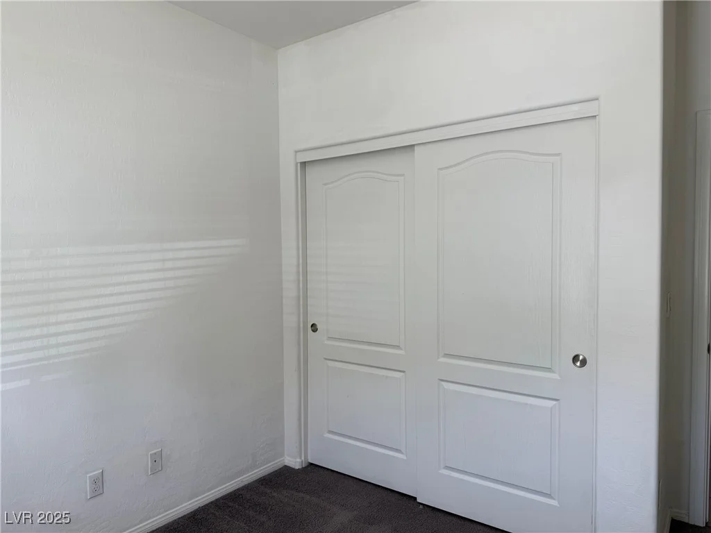 7246 Spring Flower, Las Vegas, NV 89117