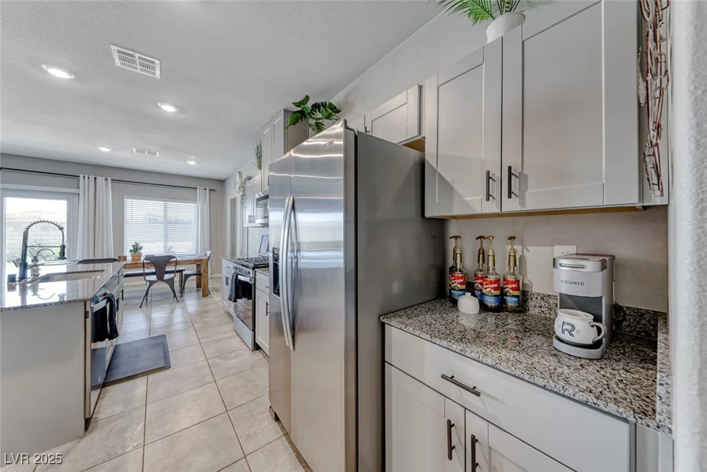 10979 Bristol Park, Las Vegas, NV 89166