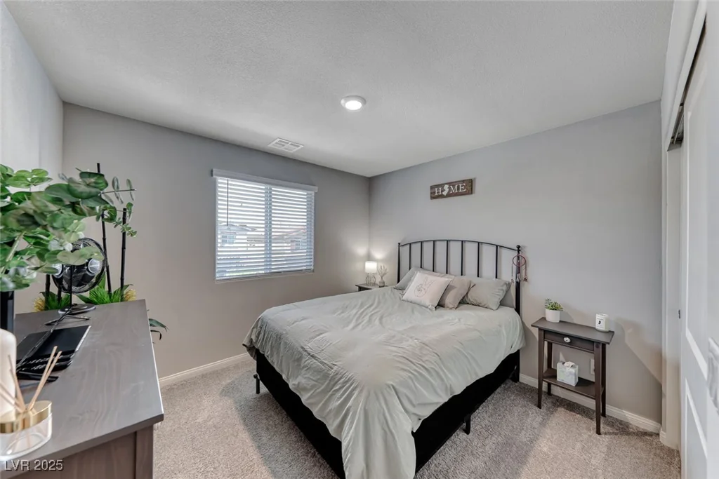 10979 Bristol Park, Las Vegas, NV 89166