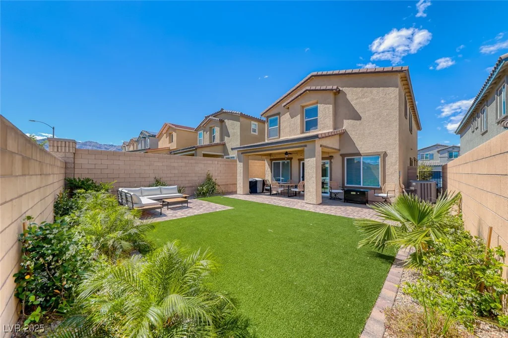 10979 Bristol Park, Las Vegas, NV 89166