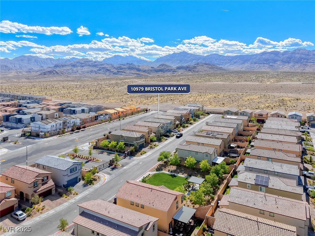 10979 Bristol Park, Las Vegas, NV 89166
